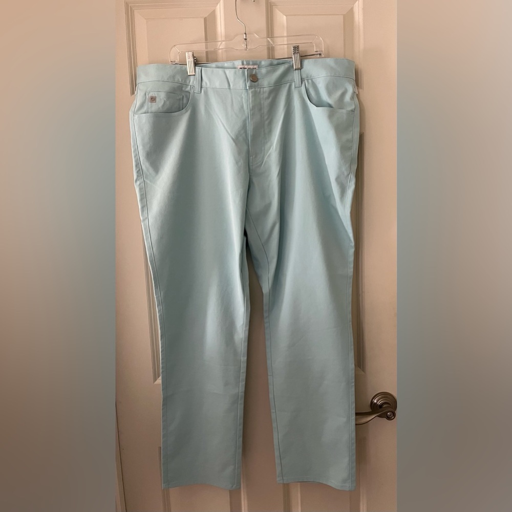 Men's Peter Millar eb66 Performance Five-Pocket
Pant in Blue Stretch Golf 40/30